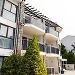 Tropical Deluxe 4*