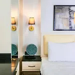 فندق Tropical Deluxe 4*
