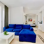 Tropical Deluxe فندق