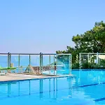 Tropical Deluxe فندق فتحية