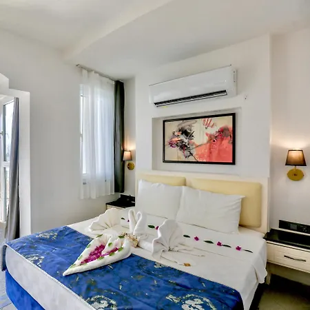 Tropical Deluxe Hotell