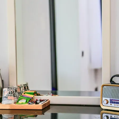 Tropical Deluxe Hotel