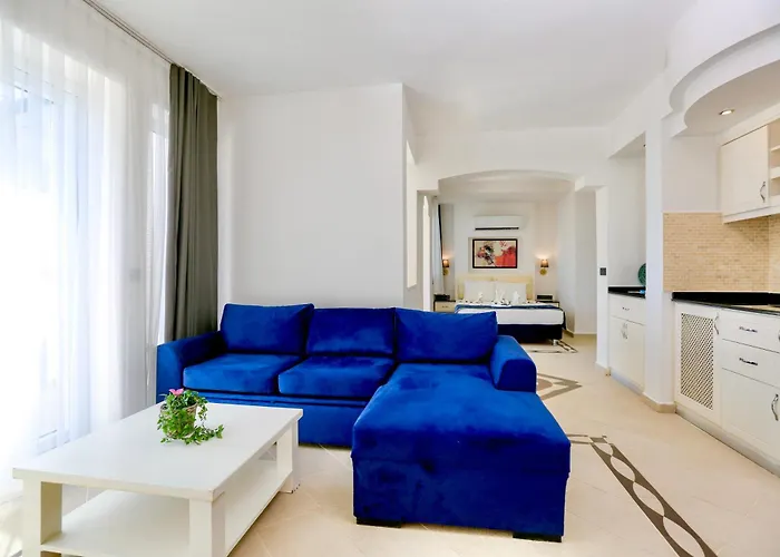 Tropical Deluxe 酒店