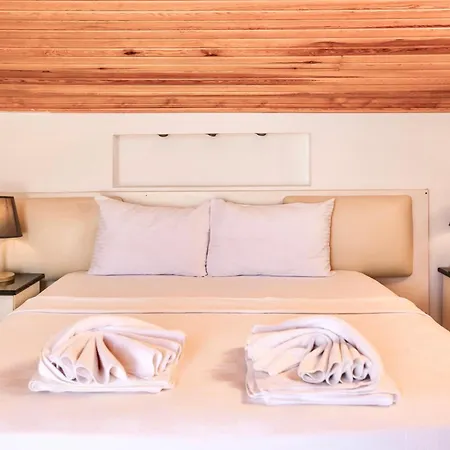 Tropical Deluxe Otel