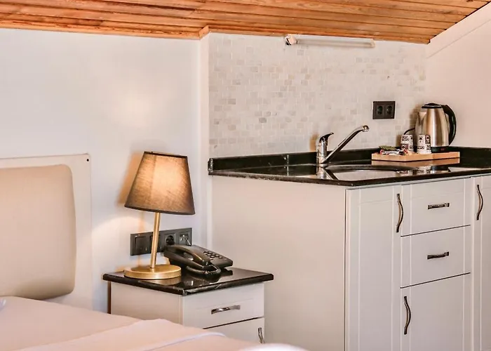 Hotel Tropical Deluxe